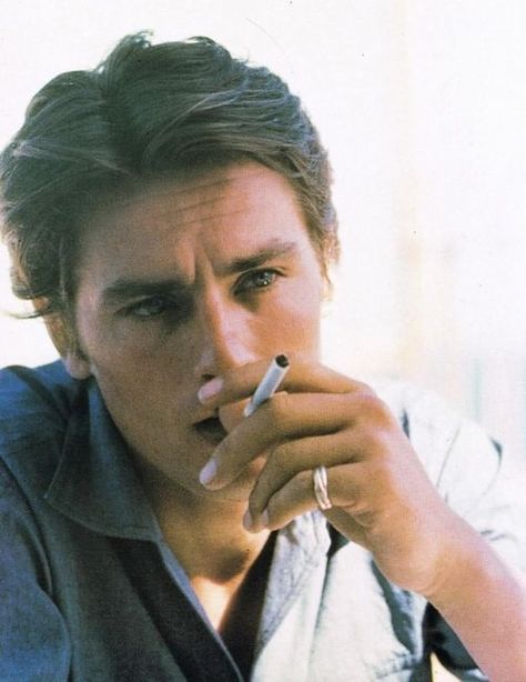 Alain Delon French Cinema, Vintage Boys, Alain Delon, Jairzinho, Brigitte Bardot, Hollywood Actor, Classic Hollywood, Style Icon, Old Hollywood