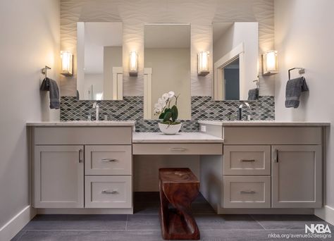 Two Sink Vanity With Makeup Area, Bathroom Remodel With Makeup Vanity, Make Up Counter Ideas Vanities, Makeup Counter In Bathroom, Bathroom Master Vanity, Double Vanity With Makeup Area Middle, Double Sink Vanity With Makeup Area, Double Vanity With Makeup Area, Vanity With Makeup Counter