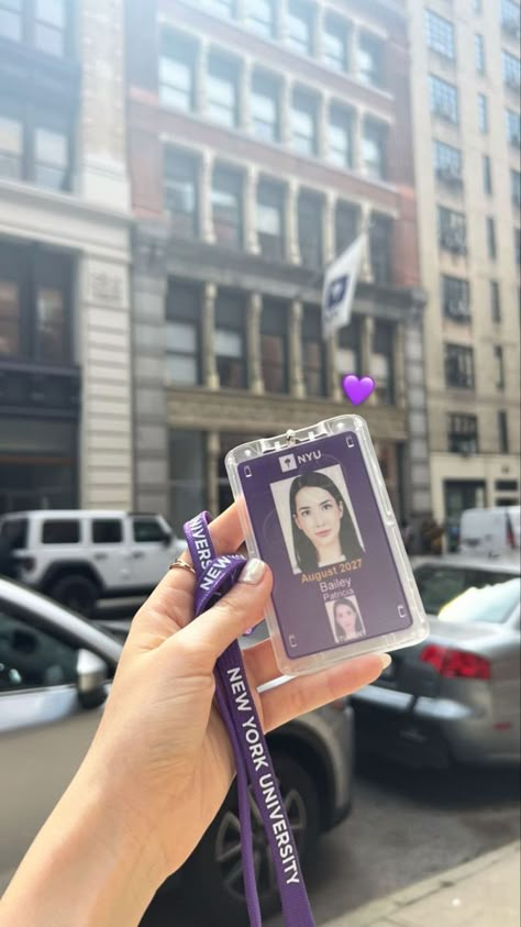 Rich New York Life Aesthetic, New York University Campus, New York University Aesthetic, Nyc University, Nyu University, Nyu Campus, I Got Accepted, Dream University, College Vision Board