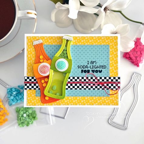 Queen & Co. Project – Snack Shack Kit | Cards and Coffee Time Queen And Company Shaker Cards, Queen And Company, Juicy Burgers, Crispy Fries, Snack Shack, Desk Essentials, Craft Desk, Interactive Cards, Valentines Day Birthday