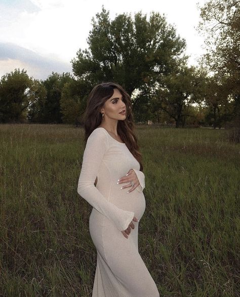 Here We Grow Again, Natural Maternity Photography, Baby Bump Photoshoot, Fall Maternity Photos, Baby Announcement Photoshoot, Cute Maternity Dresses, Pregnancy Belly Photos, Maternity Photography Poses Couple, Maternity Photo Outfits