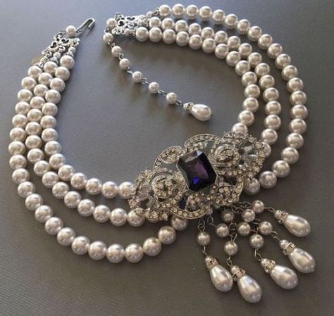 Pearl necklace vintage