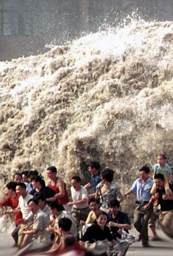 Japanese Tsunami 2011. I see some folks smiling in this picture, obviously not realizing the severity of the situation. Tsunami 2011, Wild Weather, Forces Of Nature, Force Of Nature, Natural Disaster, Stormy Weather, We Are The World, Power Of Nature, Interesting History