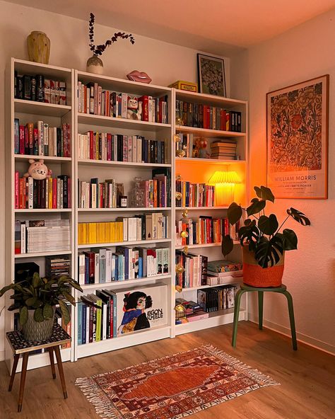 Cool Bookshelf, Bookcases Ideas, Wall Library, Diy Bookshelf Design, Home Library Rooms, Bookshelf Inspiration, Ikea Wall, Home Library Design, Bookshelf Design