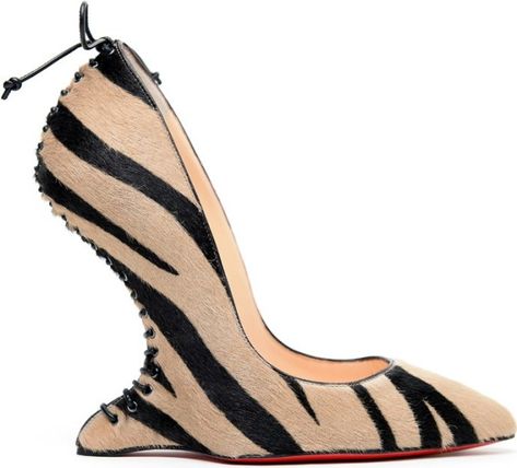 Christian Louboutin Shoes Pumps, Hippie Shoes, Heels Aesthetic, Christian Louboutin Outlet, Shoe Gallery, Classy Shoes, Red Bottom, Fashion Figures, Wedge Pumps