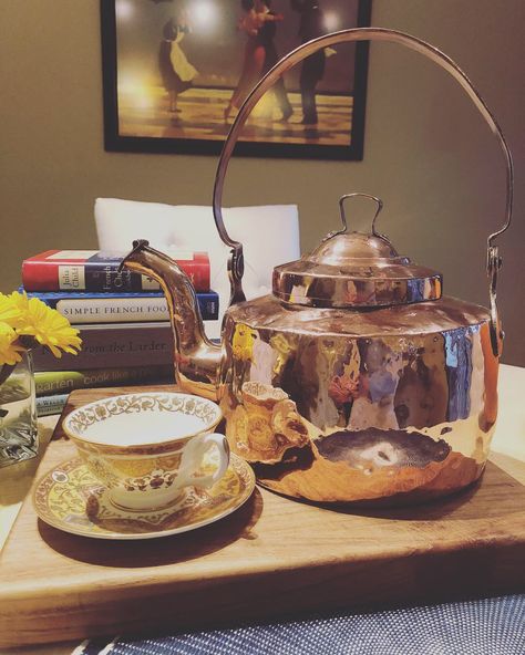 What My Old French Copper Tea Kettle Taught Me | The Simply Luxurious Life | “Trees that are slow to grow bear the best fruit.” ― Molière Copper Kettle And Toaster, Old Kettle, Cast Iron Tea Kettle, Cookware Essentials, Vintage Copper Tea Kettle, Copper Tea Kettle, Seasoning Cast Iron, Cast Iron Pot, Copper Kettle