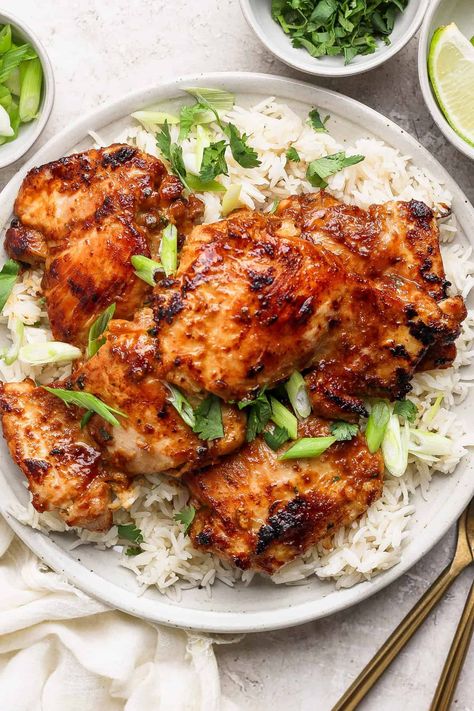 Miso Grilled Chicken, Miso Marinade Chicken, Healthy Miso Recipes, Miso Chicken Recipe, Miso Chicken Thighs, Easy Marinated Chicken, Miso Marinade, Miso Recipes, Chicken Thigh Marinade