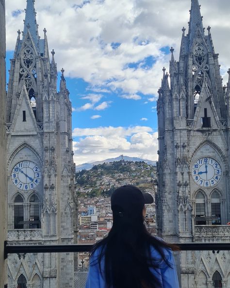 One year ago today, we visited Ecuador 🇪🇨 for the first time. Neither of us had many expectations for mainland Ecuador, as the main reason we wanted to go to the country was to go the Galapagos 🐢🦈🦭🏝️ But we were VERY pleasantly surprised by how much the country offered. The Galapagos Islands were nothing short of amazing, of course, but the mainland blew our minds 🤯 Some of our highlights when visiting Ecuador: - Going to the equator - Strolling around Quito, a UNESCO World Heritage city - ... Mindo Ecuador, Quito Ecuador, Galapagos Islands, One Year Ago, Quito, Capital City, Unesco World Heritage, The Capital, World Heritage