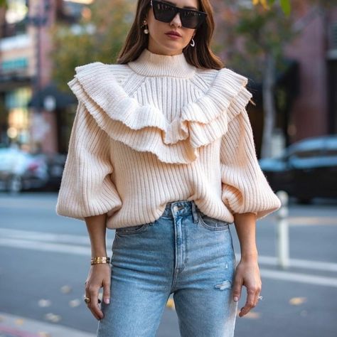 Ruffle sweater outfit