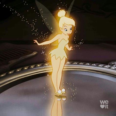 Tattoo Tinkerbell, Tinkerbell Characters, Tinkerbell Wallpaper, Peter Pan Movie, Peter Pan 1953, Lily Calloway, Tinkerbell And Friends, Peter Pan And Tinkerbell, Images Disney