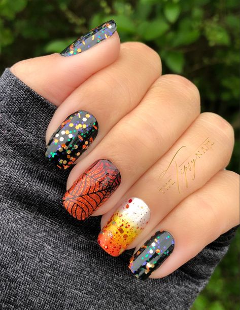 Color Street Halloween Mixed Mani, Colorstreet Halloween 2022, Halloween Nails Color Street, Color Street Halloween 2022, Colorstreet Fall 2023, Colorstreet Halloween Combos, Halloween Color Street Combos, Color Street Halloween Combos, Color Street Fall Combos