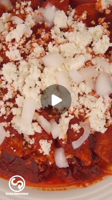 Enchilada Michoacanas, Enchiladas Rojas Recipe, Authentic Enchilada Recipe, Enchiladas Michoacanas, Enchiladas Mexicanas, Enchiladas Rojas, Mexican Enchiladas, Red Enchiladas, Mexican Meals