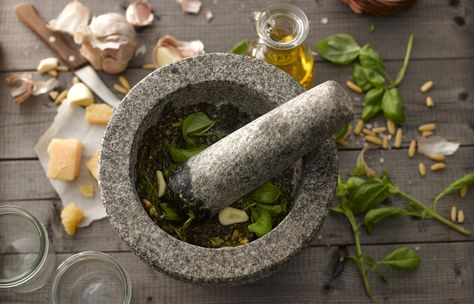 Multitasking kitchen gadgets worth their space in your drawer Powder Recipe, Green Curry, Basil Pesto, Seasonal Recipes, Seasoning Recipes, Mortar And Pestle, Drying Herbs, Copycat Recipes, Food Preparation