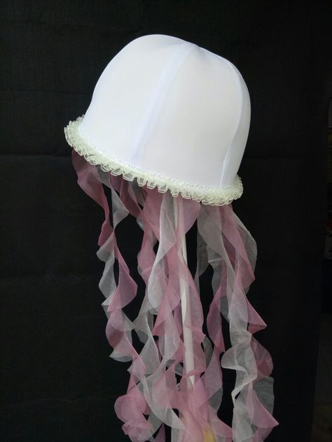 Jellyfish foam hat by Dinofancy craft Foam Hat Diy, Jellyfish Hat Diy, Jelly Fish Hat, Jellyfish Halloween Costume, Jellyfish Hat, Jellyfish Halloween, Genshin Ocs, Halloween Costumes For Adults, Star Catcher