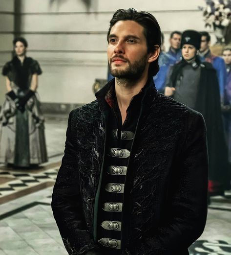 Ben Barnes Germany’s Instagram profile post: “I have no words. I am so excited 😍 And look at him, can't believe Ben is really the Darkling. • • TAGS: • • • #benbarnes #TheDarkling…” Shadow Summoner, General Kirigan, The Darkling, Shadow And Bone, The Grisha Trilogy, His Dark Materials, Adelaide Kane, A Discovery Of Witches, Leigh Bardugo