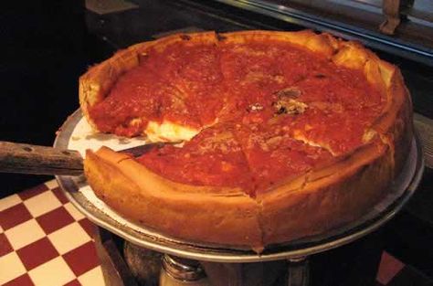 UNO’S FAMOUS DEEP-DISH PIZZA Recipe shared by Uno in celebration of the 65th anniversary of Uno’s Chicago-Style Pizza.-Chicago pizza is a not your typical pizza. When Pizzeria Uno founders, Ike Sewell and Ric Riccardo, invented it in 1943, they weren’t trying for true Italian. They believed Chicagoans needed something more substantial: deep dish pizza, which is more a casserole than a flatbread. Deep Dish Pizza Dough, Chicago Style Deep Dish Pizza, Deep Dish Pizza Recipe, Chicago Deep Dish Pizza, Pizza Roll, Chicago Style Pizza, Chicago Pizza, Pasta Pizza, Deep Dish Pizza