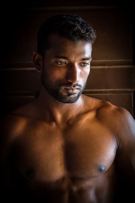 Dropping the Mask Handsome Indian Men, Indian Male Model, Dark Skin Men, Dark Complexion, Dark Men, Indian Men Fashion, Arab Men, Male Eyes, Indian Man