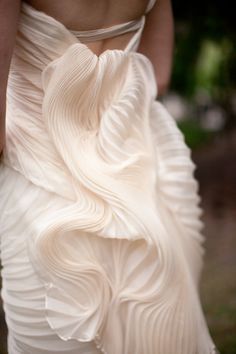 Vera Wang Gowns, Detail Couture, White By Vera Wang, Essense Of Australia, Couture Details, Here Comes The Bride, Rehearsal Dinner, Mode Inspiration, Vera Wang