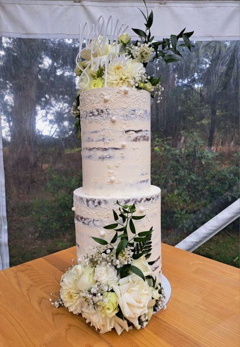 Wedding Cake With Buttercream, Cake With Pearls, 70th Cake, Semi Naked Wedding Cake, Semi Naked Cake, Wedding Cake Pearls, Cake With Buttercream, Edible Pearls