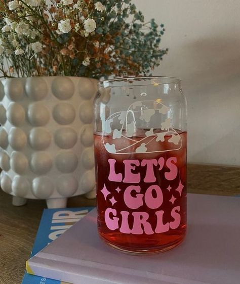 Aesthetic Coffee Cup, Customised Birthday Gifts, Glass Tumbler Design, Glass Aesthetic, Disco Cowgirl, Nashville Bachelorette, Business Diy, Coffee Cup Design, Go Girl