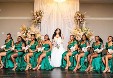 Green And Gold Wedding Theme Bridesmaid Dresses, Emerald Green Fuschia Wedding, Emrald Green Brides Maid Dresses, Emerald Fuschia Gold Wedding, Emarld Brides Maid Dresses, Taupe Wedding Colors, Green Wedding Decorations, Taupe Wedding, Winter Wonderland Decorations