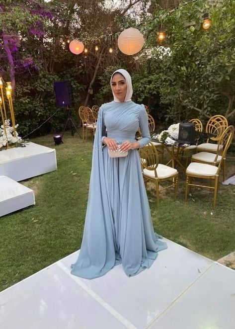 Swareh Dresses Hijab, Engagement Modest Dress, Hijabi Soiree Outfits, Hijabi Wedding Dress Guest, Hijabi Dresses For Wedding Guests, Sorie Dresses For Hijab, Prom Hijab Dresses, Hijabi Prom Dress Classy, Hijabi Formal Dresses