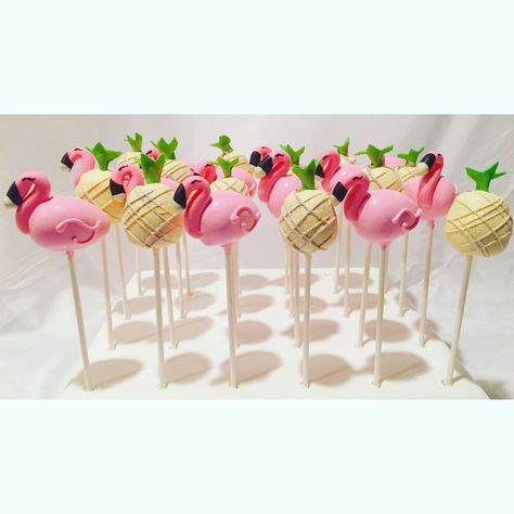 40 Af, Luau Party Food, Flamingo Birthday Cake, Flamingo Themed Party, Flamingo Baby Shower, Pineapple Birthday, Cake Pop Decorating, Flamingo Cake, Flamingo Birthday Party