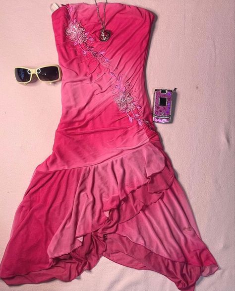 Y2k Birthday Dress, 2000s Maxi Dress, Summer Dress Y2k, Y2k Short Dress, 2000s Summer Dress, 00s Prom Dress, Y2k Homecoming Dresses, 2000s Homecoming Dress, 2000s Fashion Dress