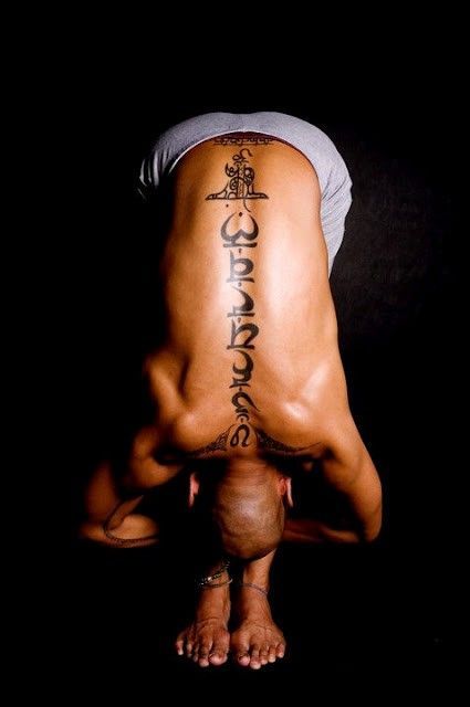 #spine #tattoo #tattoos #ideas #designs #men #formen #menstattooideas Tattoo Son, Chakra Tattoo, Yoga Tattoos, Yoga Studio Design, Muster Tattoos, Back Tattoos For Guys, Spiritual Tattoos, Spine Tattoo, Spine Tattoos