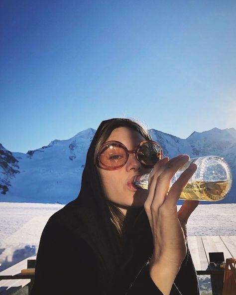 camille rowe, st moritz Saint Moritz, Ski Aesthetic, Ski Bums, Camille Rowe, Snow Trip, Winter Inspo, St Moritz, Ski Season, Foto Ideas Instagram