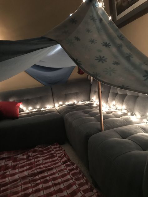 Sleepover Forts, Sleepover Fort, Living Room Fort, Sofa Fort, Indoor Forts, Bed Fort, Diy Fort, Sleepover Room, Big Couch