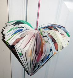 Folded Magazine Crafts, How To Make Magazine, Decoration For Valentines Day, Easter Crafts Diy Kids, Hearts For Valentines Day, Recycled Magazine, Recycled Magazines, Valentine's Day Crafts For Kids, Magazine Crafts