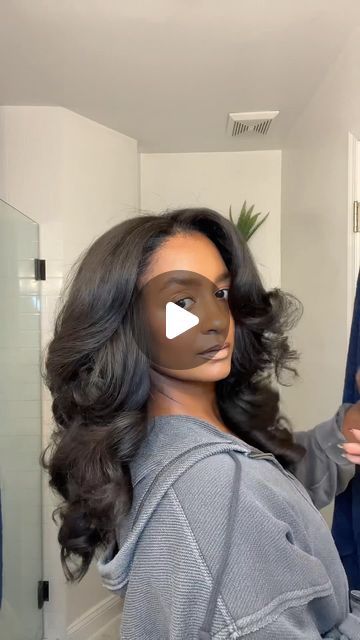 Bombshell Curls Black Women, 4c Hair Blowout, Blowout Hair Natural, Blowout Look, Blowout Curls, Sock Curls, Bombshell Curls, Roller Curls, Natural Hair Blowout