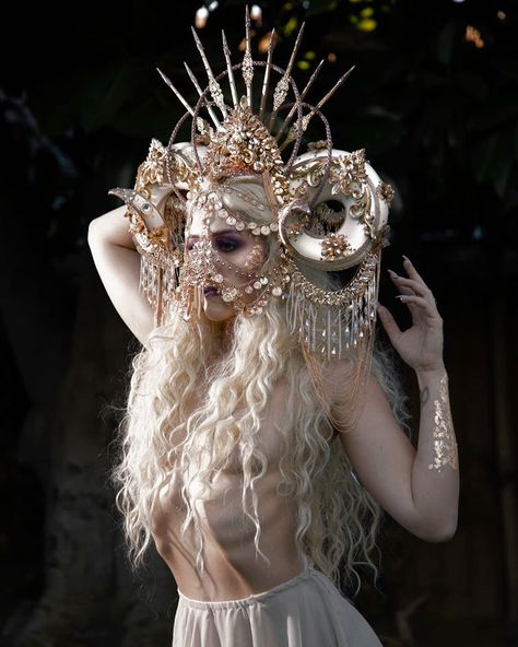 Gold Horns // Miss G Designs Headdress #headdress #headpiece #horns #mask #crown #drag #bellydance #missgdesigns #hornedheaddress Masquerade Mask Aesthetic, Horned Headdress, Sun Queen, Demon Makeup, Gold Masquerade Mask, Masquerade Outfit, Mask Aesthetic, Pink Tumblr Aesthetic, Goth Makeup