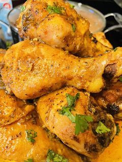 Puerto Rican Chicken Leg Recipes, Puerto Rican Baked Chicken Recipes, Puerto Rican Drumsticks, Puerto Rican Baked Chicken, Puerto Rican Fried Chicken, Guisado Recipe, September Recipes, Puerto Rican Chicken, Dominican Recipes