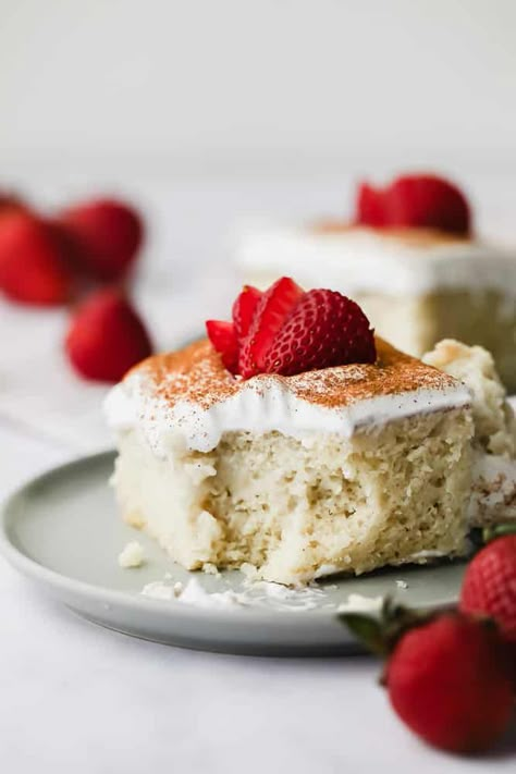 The traditional version of this cake is soaked in mixture of 3 milks and topped with whipped cream, so creating a vegan version was quite a project! This Vegan Tres Leches Cake is one of my favorites and consists of a light vanilla cake soaked in a triple dairy free milk mixture. Top with fluffy coconut whipped cream, a sprinkle of cinnamon and sliced strawberries. Vegan Sweetened Condensed Milk, Mexican Cake, Tres Leches Cake Recipe, French Vanilla Cake, Inside Cake, Moist Vanilla Cake, Vegan Whipped Cream, Leches Cake, Vanilla Cake Mixes