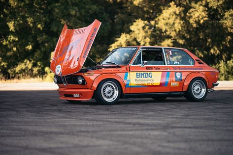 Bmw Touring, 2002 Bmw, 70s Cars, Tiny Cars, Bmw Classic, Bmw 2002, Hill Climb, The Bay Area, Roll Cage