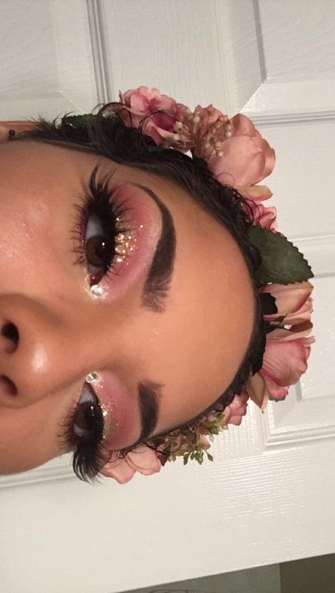 Eye Makeup Glitter, Party Make-up, Beauty Make-up, Makeup Hacks, Make Up Looks, Festival Makeup, Baddie Makeup, Makeup Goals, Halloween Make