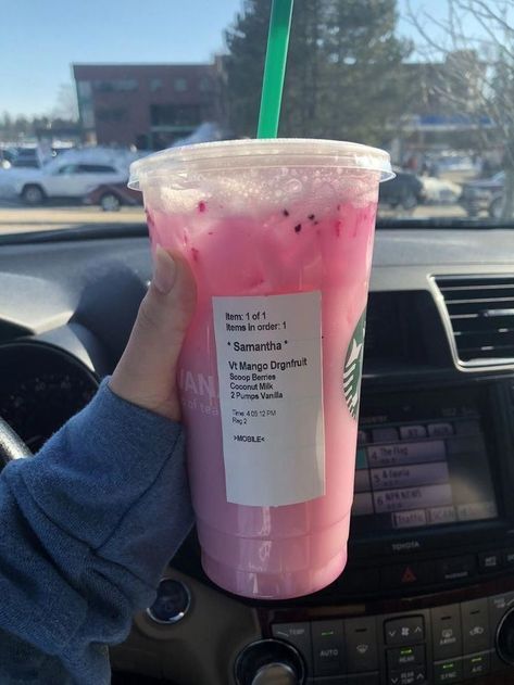 #follow #drinking #drinks #foodie #food #starbucks #blogging #blogger #blog Free Starbucks Gift Card, Starbucks Secret Menu Recipes, Cold Starbucks Drinks, Starbucks Drinks Diy, Iced Starbucks Drinks, Caramel Frappuccino, Healthy Starbucks Drinks, Secret Starbucks Drinks, Starbucks Secret Menu Drinks