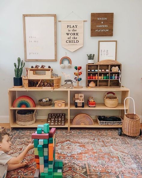 Montessori Toddler Rooms, Playroom Montessori, Baby Playroom, Montessori Playroom, Toddler Playroom, Playroom Design, Toddler Rooms, Montessori Baby, Hygge Home