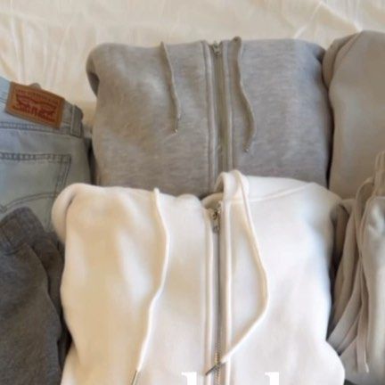 Sydney Nicole Gifford on Instagram: "most worn basics in my wardrobe i 10/10 recommend all on my ‘fashion basics’ amazon list you need theseeeee bestie @amazonfashion @amazoninfluencerprogram @amazonthedrop #amazonfashion #wardrobeessentials #amazongirl #amazonfashionfinds" Sydney Nicole, Amazon Girl, Amazon List, Fashion Basics, My Fashion, Wardrobe Inspiration, My Wardrobe, Basic Style, Amazon Fashion