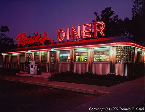 we used to hang out at rosie's diner in pasadena....ohhhh the memories ;) Diner Exterior, Human Luna, Old Diner, Diner Aesthetic, 1950s Diner, Rockabilly Lifestyle, 50's Diner, 50s Diner, Vintage Diner