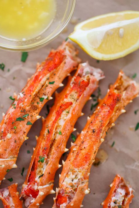 Baked King Crab Legs Broiled King Crab Legs Recipe, Frozen King Crab Legs How To Cook, King Crab Legs Recipe Ovens, Baked King Crab Legs Oven, Steamed King Crab Legs Recipe, King Crab Legs Recipe, Crab Legs On The Grill, Crab Bake, Cooking Crab