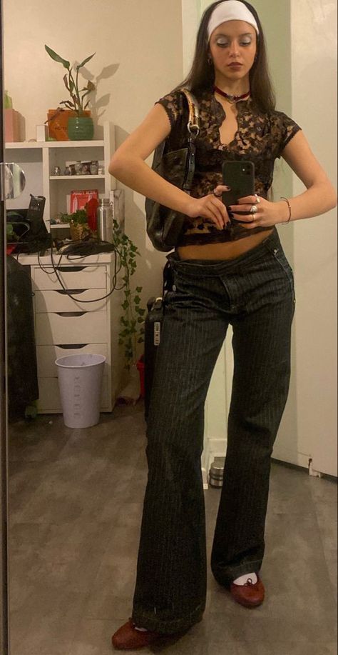 Pinstripe Pants Outfit Aesthetic, Lace Tshirt Outfit, Clubbing Outfits For Winter, Black Sheer Tights Outfit, Mazzy Star Outfit, Spring Evening Outfit, Black Lace Outfit, Pub Outfit, Lace Top Outfit