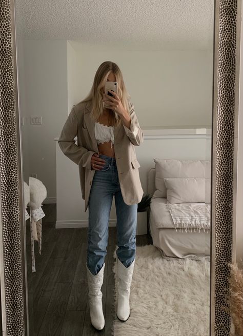 Bodysuit With Cowboy Boots, White Cowgirl Boots With Jeans, Sand Cowboy Boots Outfit, Cowgirl Boots And Blazer Outfit, Western Boots And Jeans, Cowgirl Boots Outfit With Jeans, Cowboy Boots Outfit Beige, White Cowboy Boots With Jeans, Beige Western Boots Outfit