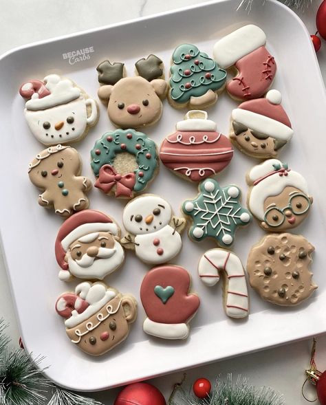 Macaroon Packaging, Kawaii Cookies, Christmas Sugar Cookies Decorated, Sugar Cookie Icing, Fancy Cookies, Xmas Cookies, Cookie Inspiration, Christmas Cookies Decorated, Cookie Icing