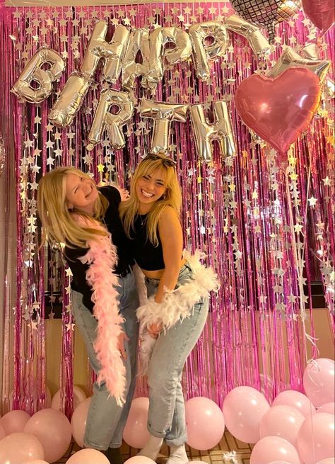 17. Geburtstag, 14th Birthday Party Ideas, 15th Birthday Party Ideas, Sweet Sixteen Birthday Party Ideas, 17th Birthday Ideas, Cute Birthday Pictures, Cute Birthday Ideas, Bday Party Theme, Barbie Birthday Party