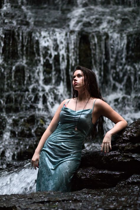 Waterfall Model Photo Shoot, Waterfall Photoshoot Ideas For Women, Waterfall Photoshoot Ideas, Waterfall Picture Ideas, Siren Photoshoot, Waterfall Shoot, Waterfall Model, Waterfall Photoshoot, Showcase Ideas