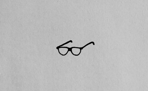 Reading Glasses Tattoo, Eye Glasses Tattoo, Glasses Tattoo, Anchor Tattoo Design, Simple Eye, Anchor Tattoo, Tattoo Placement, Fine Line Tattoos, Minimal Tattoo