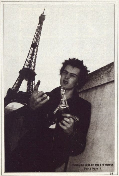 Sid Vicious, The Whole, Eiffel Tower, The Internet, Tower, Internet, Paris, Tumblr, Zombies